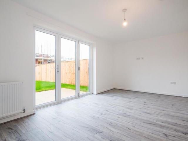 House for rent in Micklefields, Wakefield