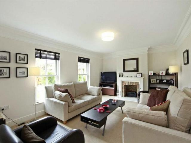 House for rent in Blackhills, Surrey