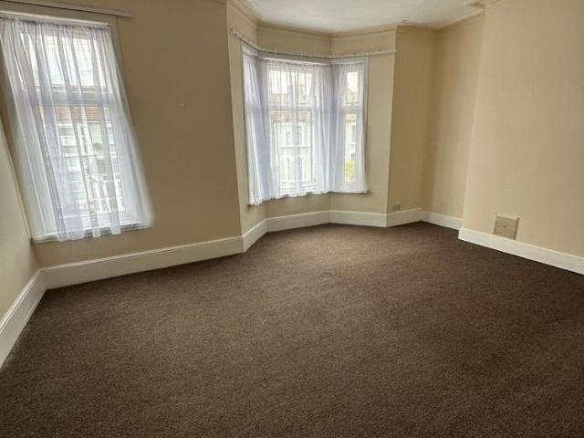 House for rent in Upton, Greater London