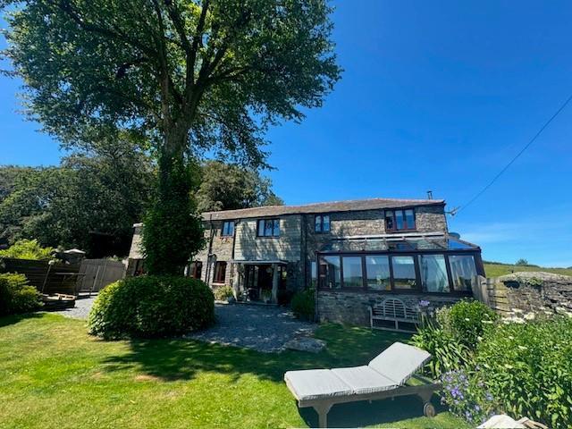 House for rent in Hellandbridge, Cornwall
