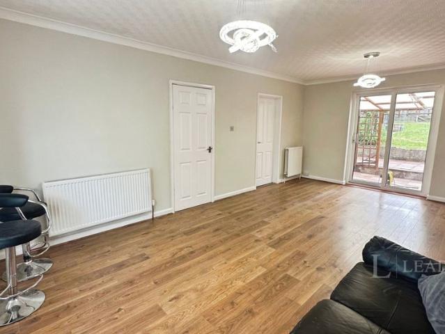 House for rent in Spring Park, Luton
