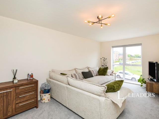 House for rent in Littleover, East Midlands