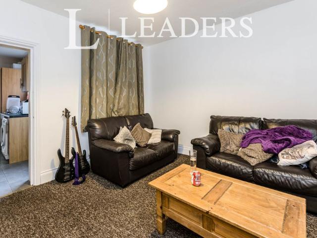 House for rent in Semilong, Northampton