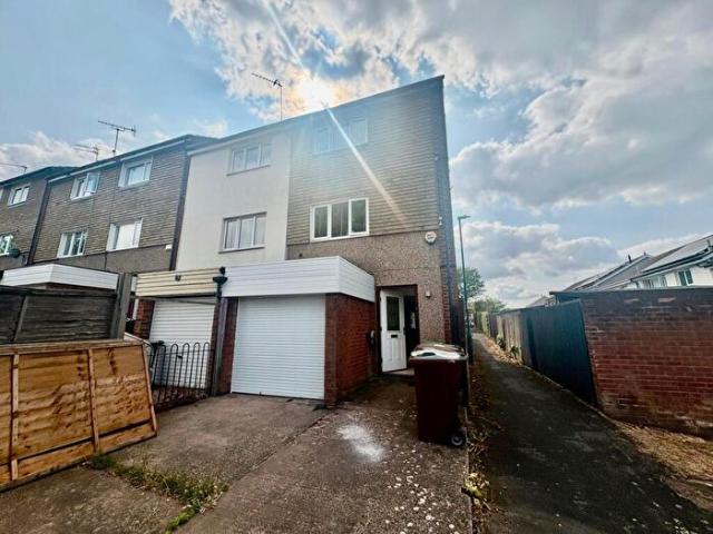 Apartment for rent in Clifton, Haddon