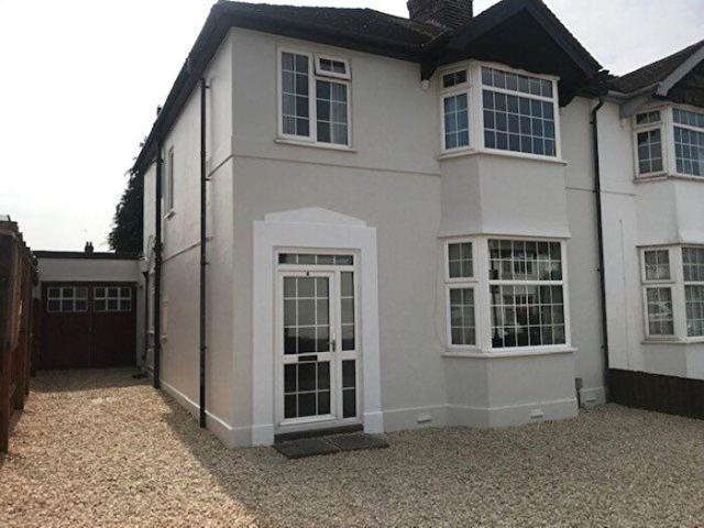 Apartment for rent in Robin Hood, The Slade