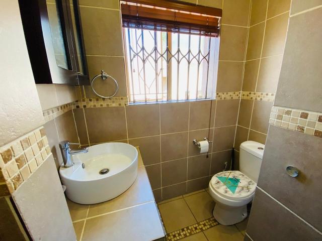 House for rent in Vosloorus, Gauteng