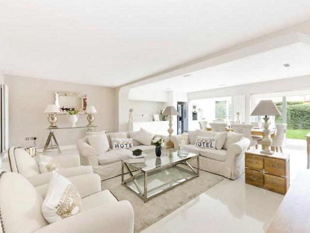 House for rent in Belsize Park, Greater London