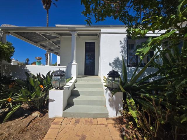 House for rent in West Coast, Riebeeck Valley