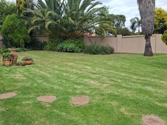 House for rent in Waterkloof, Gauteng
