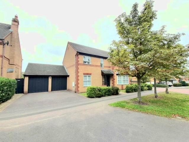 Apartment for rent in Shenley Brook End, Milton Keynes