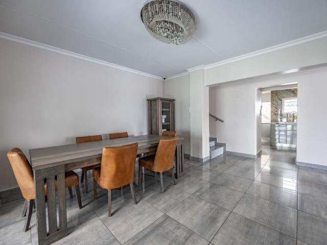 House for rent in Waterkloof, Gauteng