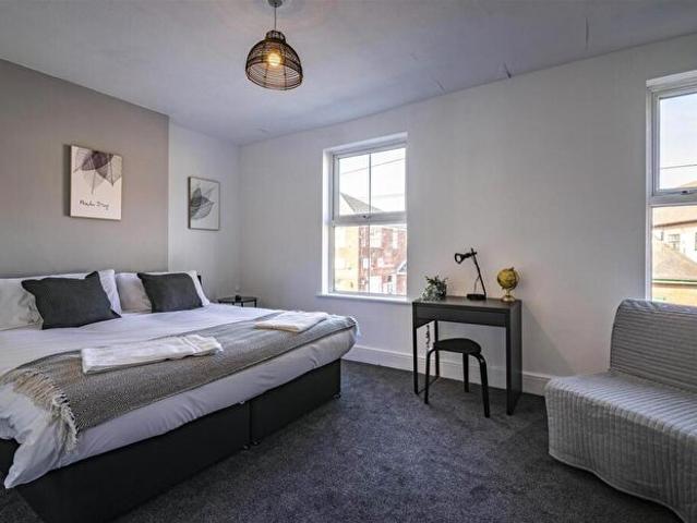 Apartment for rent in Abbey Park, Barton In Fabis