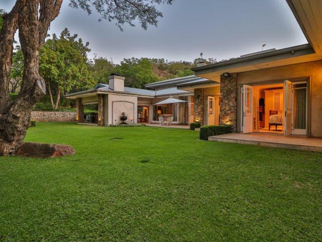House for rent in Faerie Glen, Gauteng