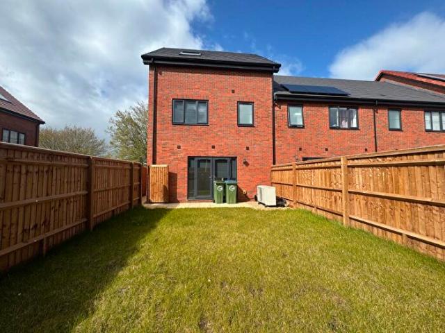 Apartment for rent in Southcourt, Aylesbury