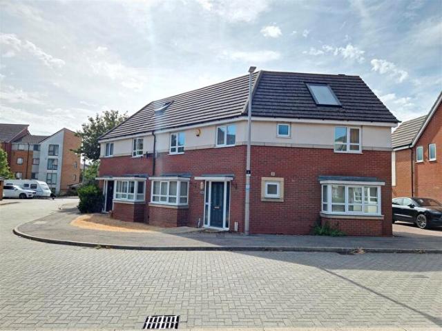 Apartment for rent in Broughton Gate, Monkston Park