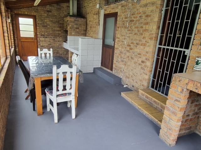 House for rent in Baardskeerdersbos, Western Cape