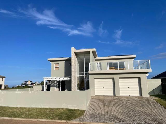 House for rent in Le Grand Estate, Garden Route District Municipality
