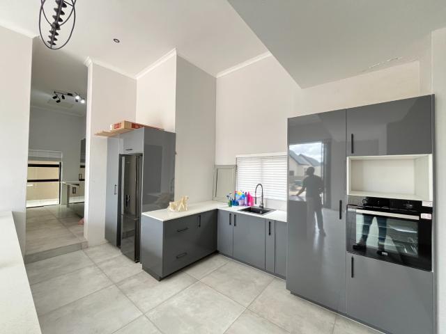 House for rent in Hartbeespoort Dam Nature Reserve, North West