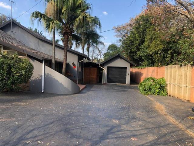 House for rent in Waterkloof, Gauteng