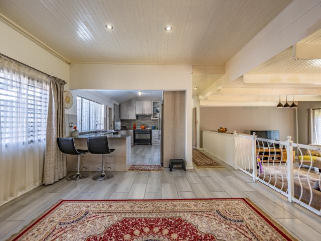 House for rent in Waterkloof, Gauteng