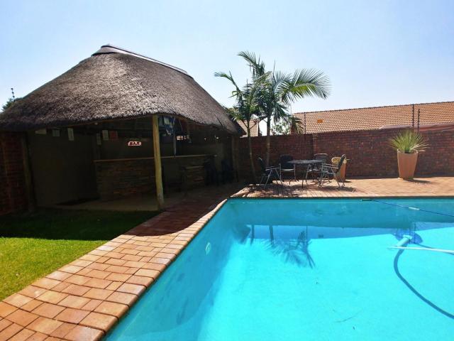 House for rent in Waterkloof, Gauteng