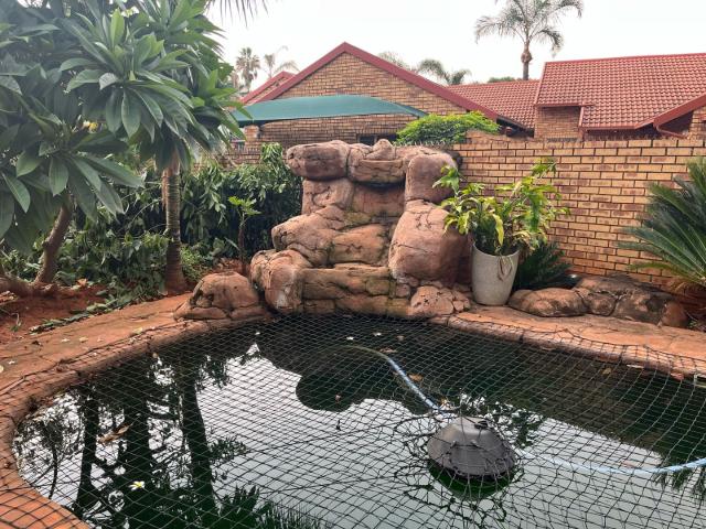 House for rent in Waterkloof, Gauteng