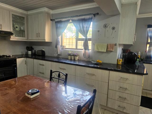 House for rent in West Coast, Riebeeck Valley