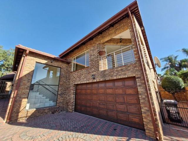 House for rent in Waterkloof, Gauteng