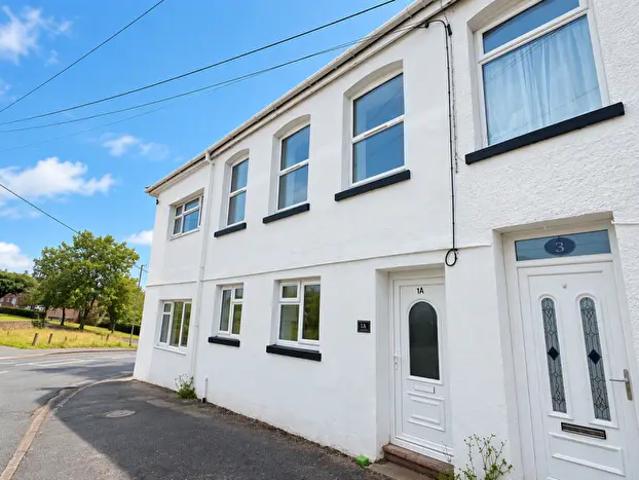 Apartment for rent in Llanelli Rural, Pont-henri