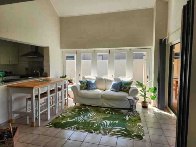 House for rent in Hartbeespoort Dam Nature Reserve, North West