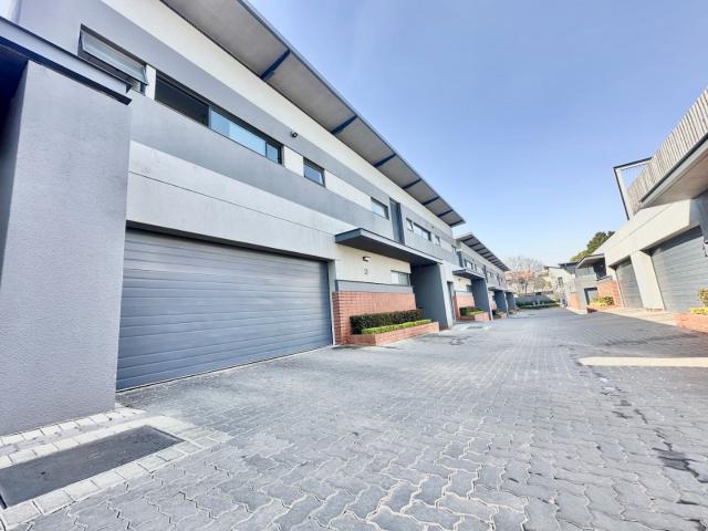 House for rent in Waterkloof, Gauteng
