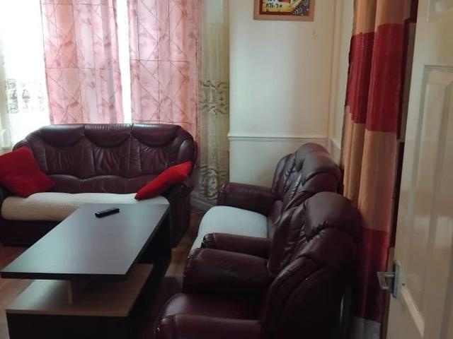 House for rent in Woodhouse Cliff, Leeds