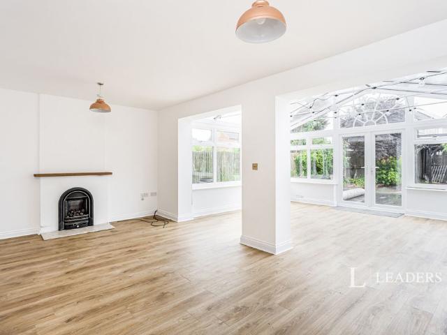 House for rent in Goddards' Green, Perryfields