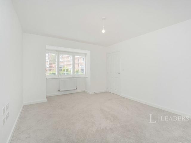 House for rent in Green Close, Warwickshire