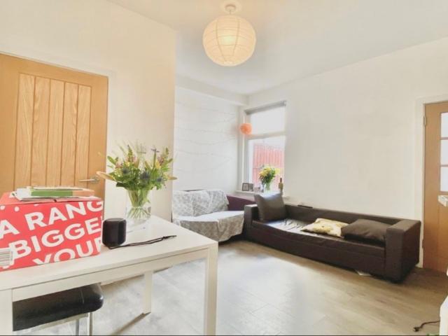 House for rent in Furzedown, Greater London