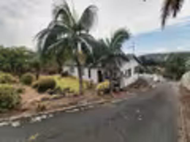 House for sale in Chatsworth, Kwazulu-natal
