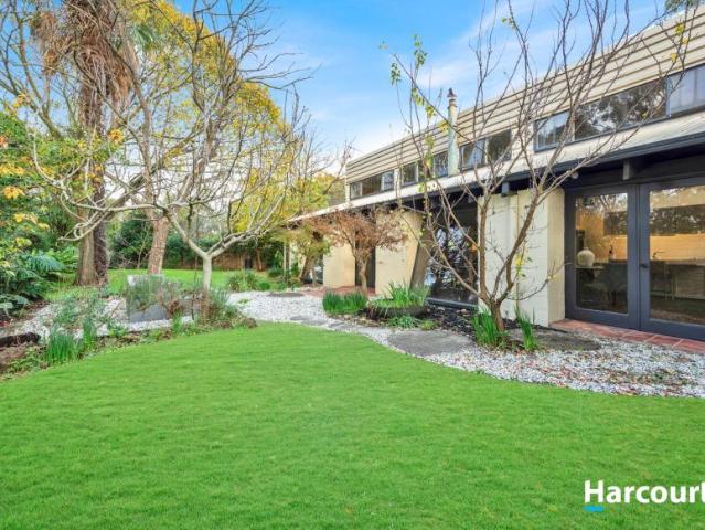 House for sale in Vermont South, Melbourne