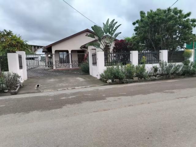 House for sale in Verulam, eThekwini Metropolitan Municipality