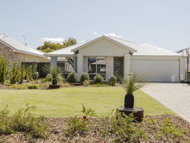 House for sale in Viveash, City of Swan