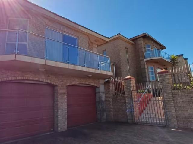 House for sale in Vredenburg, Saldanha Bay Local Municipality