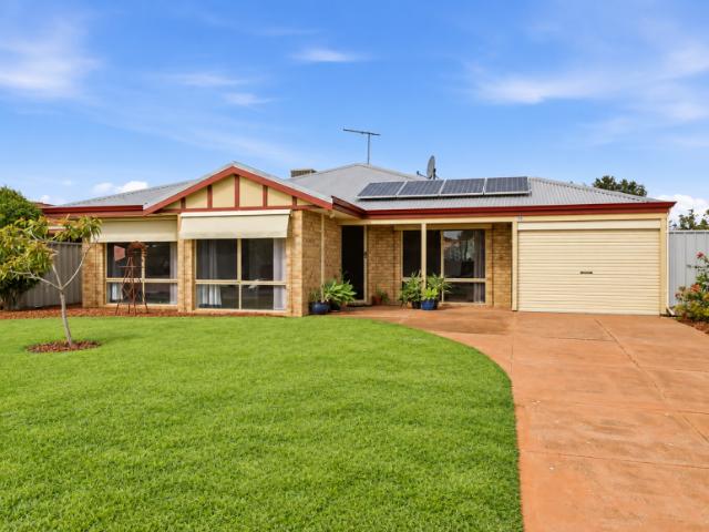 House for sale in Warnbro, City of Rockingham