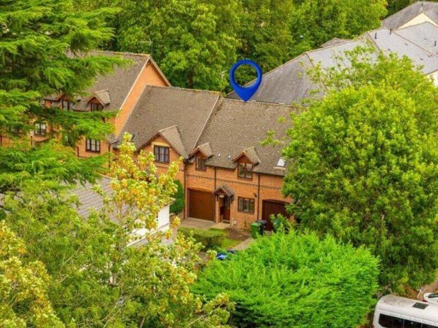 House for sale in North Warwickshire, Warwickshire