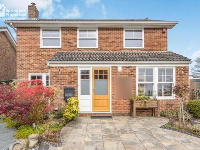House for sale in Spring Vale, Hampshire