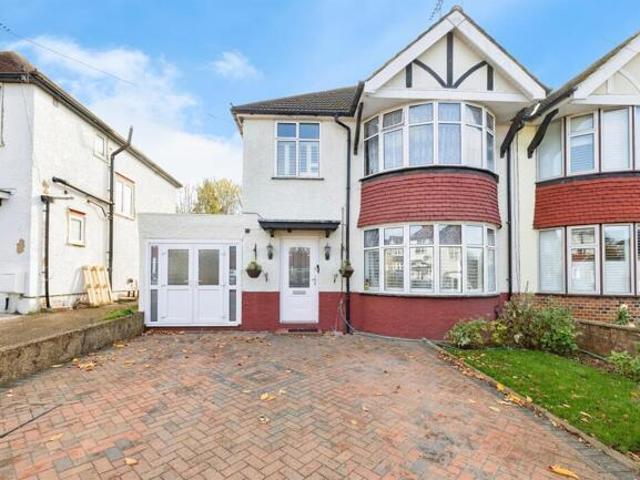 House for sale in Holywell Estate, North Watford