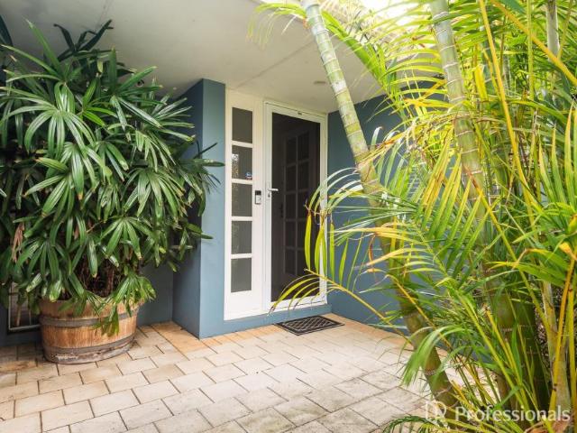 House for sale in Wattle Grove, City Of Kalamunda