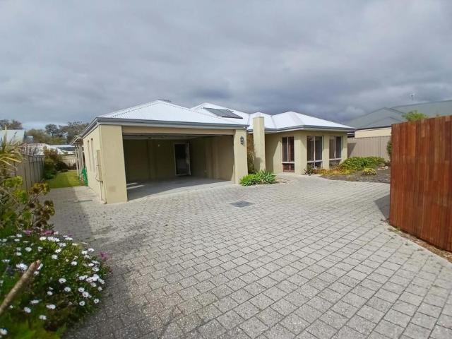 House for sale in West Busselton, City Of Busselton