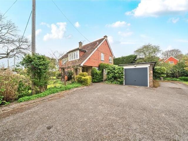 House for sale in Littlecote, West Sussex