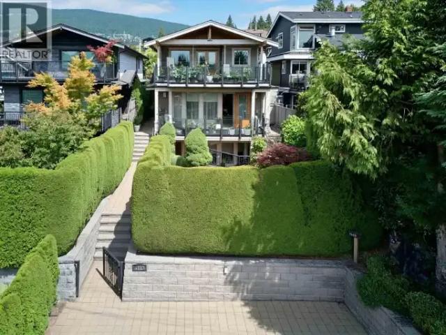 House for rent in Fulton Ave (EB) at 14th St, West Vancouver