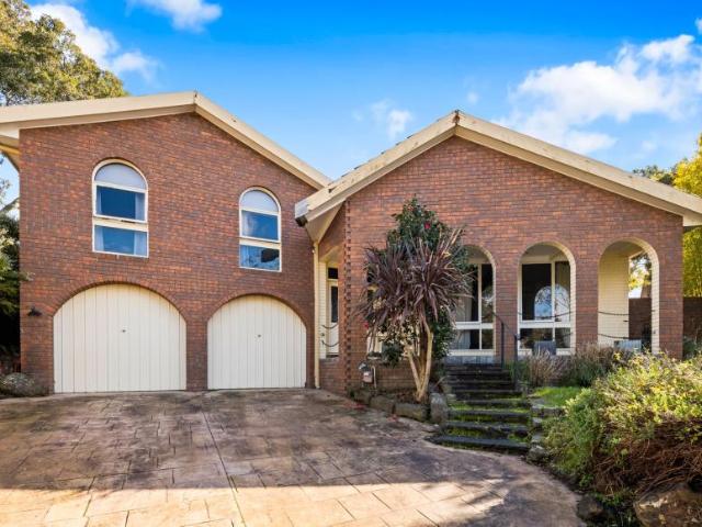 House for sale in Wheelers Hill, Melbourne
