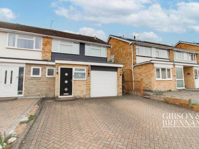 House for sale in Wickford, Wickford